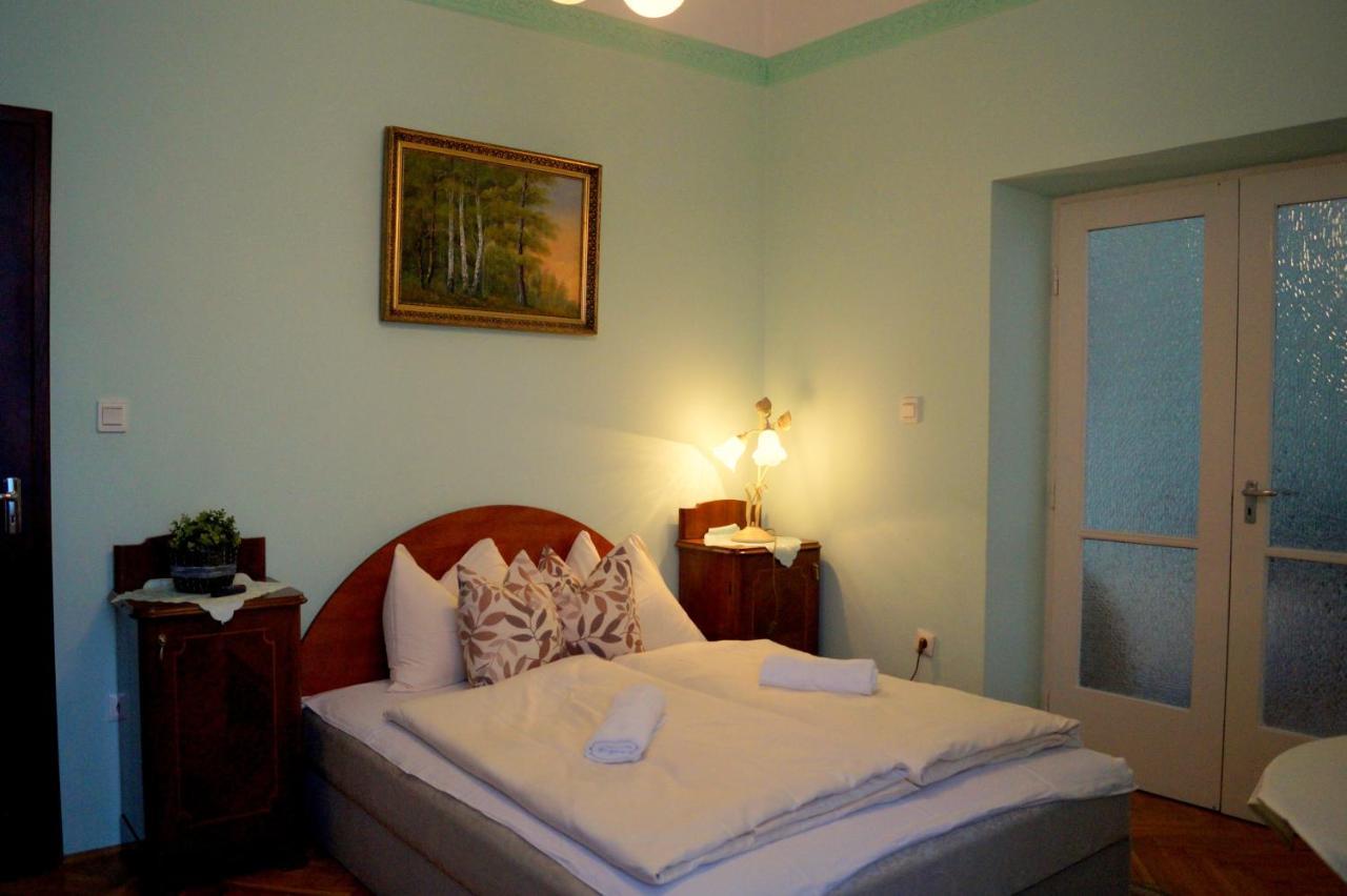 Sophie'S Holiday Marton Villa & Apartmanok Siofok Bagian luar foto